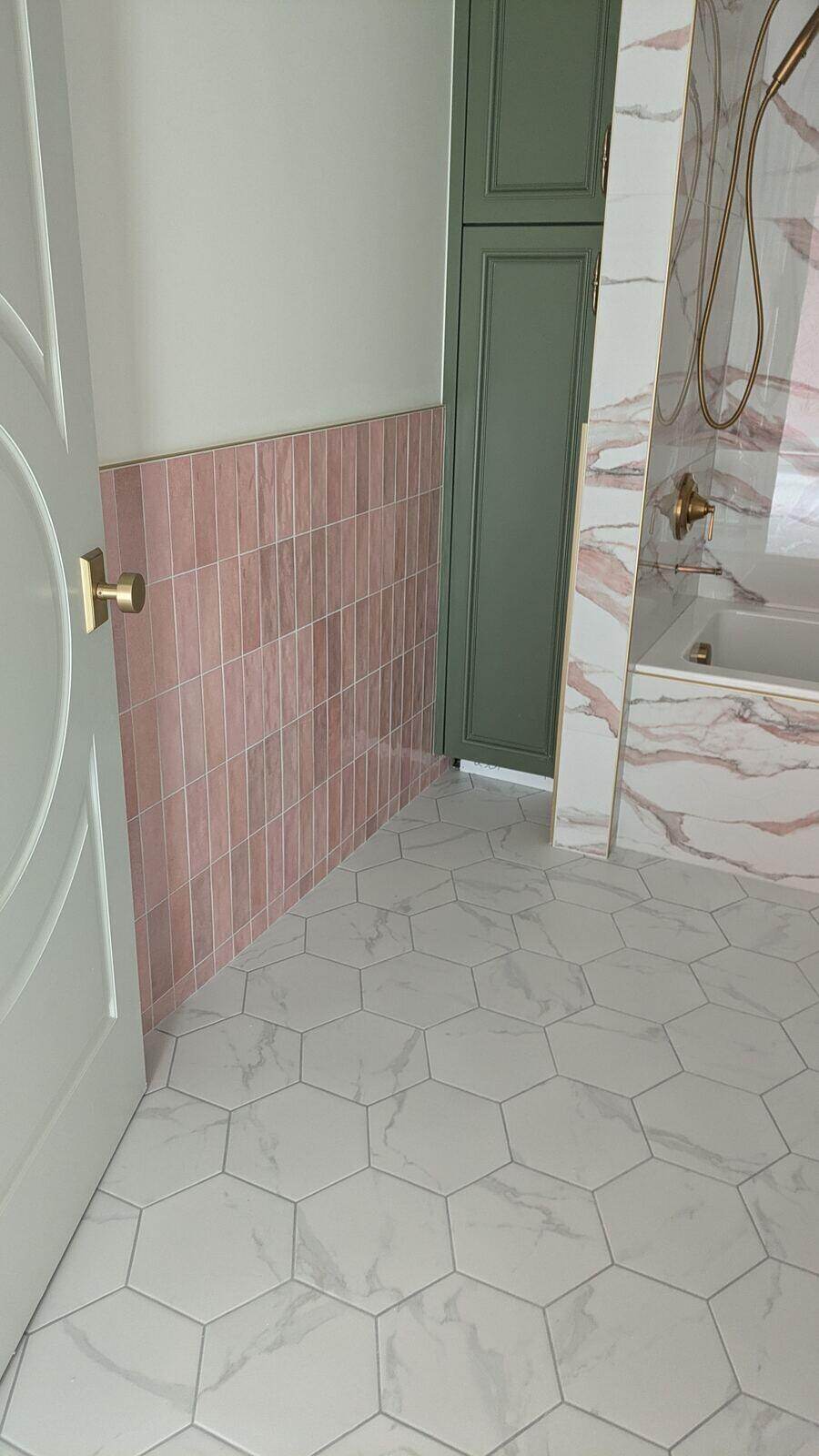 Custom tile and natural stone craftsmanship by RKD Tile in Utah — project photo 8